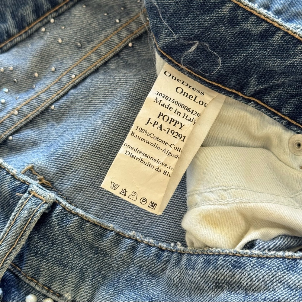 One dress One love Distressed Blue Jeans with Pearl Accents, Size 26-27 - Picture 9 of 9